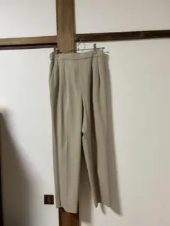 グローバルワーク　ウツクシルエット　テーパードパンツ