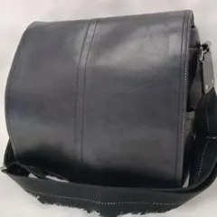 2025年最新】COACH メンズ メッセンジャーバッグの人気アイテム - メルカリ