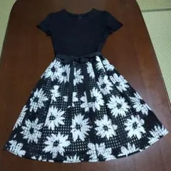 【GALLERY VISCONTI】花柄フレアワンピース/黒×白/Mサイズ2