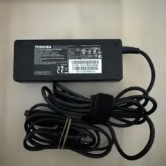 TOSHIBA AC/DCアダプター PA3755U-1ACA