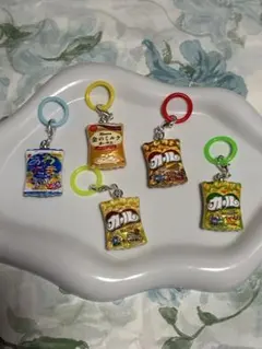お菓子 アクリルチャーム