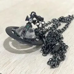 Vivienne Westwood｜ペトラネックレス ガンメタ×アバロンシェル - メルカリ