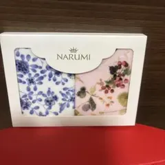 美品✨NARUMI✨ 花柄タオルハンカチセット　青/ピンク２枚のサムネイル