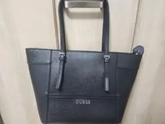GUESS ブラック トートバッグ