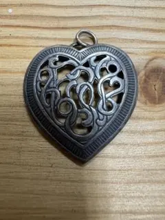 ハート型オープンシルバーペンダント 片面　ビンテージ　アメリカ