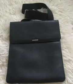 Ermenegildo Zegna レザー ショルダーバッグ ブラック Ermenegildo Zegna ショルダーバッグ レザー ブラック - メルカリ