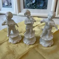 Item thumbnail for item 42617666-3300-47fe-8181-ee1a1f4f1a3e