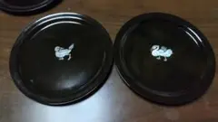 螺鈿　貝殻細工　丸皿2枚おまけ1枚　漆器？