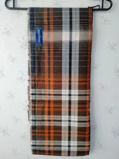 インドネシア製サロン Sarung Gajah Duduk- オレンジ