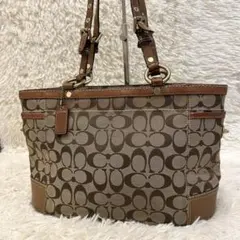 コーチ coach トートバッグ シグネチャー キャンバス ブラウン チャーム