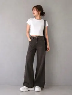 ★H&M &DENIM ブラックフレアデニム ハイウエスト 美脚 脚長効果