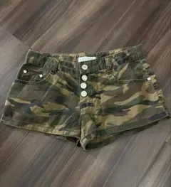 迷彩 ショートパンツ