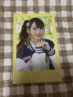 Item thumbnail for item 446a1b2a-8ce6-42d0-996a-0b6657646a9c