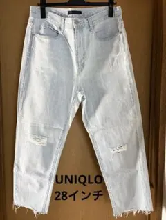 UNIQLO スラウチテーパードジーンズ