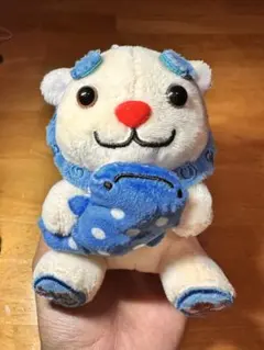 沖縄県ジンベイザメとシーサー