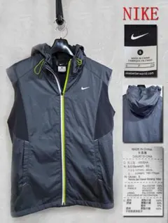 NIKE フード付きグレー ベスト Sサイズ