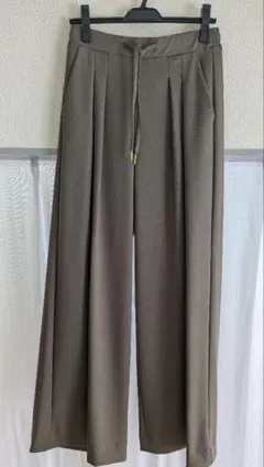 ☆値下げ☆アーガ　ヤマダヤ　パンツ　タックワイドパンツ ウエスト紐 イージーパン
