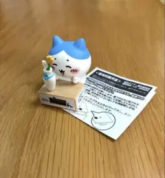 ちいかわ　ハチワレ　ダンボールウォッチ3