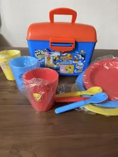 バーベキュー　クリスマス食器　ランチボックス　ルーニーテューンズ　トゥイーティー