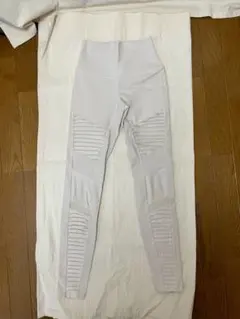 Item thumbnail for item e3ac9e18-2f58-42ff-95b5-b3bdd0c6f3a8