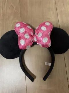 ミニーマウス　カチューシャ　リボン　スパンコール　ラメ　ピンク