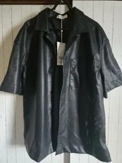 新品 ZARA パンチングフェイクレザーシャツ 限定モデル 正規 タグ付 大きめ