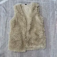 【週末セール】未使用　ベージュ ファー ノーカラーベスト