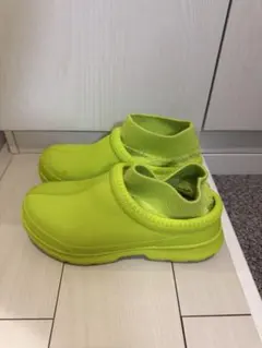 UGG サボ クロッグサンダル ライムグリーンのサムネイル