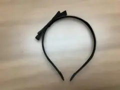 ブラック リボン カチューシャ ヘアアクセサリー