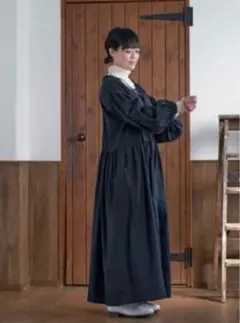 ネストローブ 小菅くみさん別注UpcycleLino ギャザーワンピース