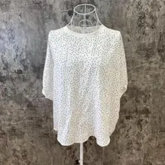 ☆DRESKIP☆ドレスキップ☆半袖ブラウス☆ゆったり☆黒ドット柄☆白(F)