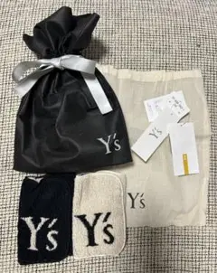 Y 's ワイズ　ハンカチ２枚　ラッピング付き