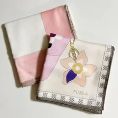 FURLA 大判ハンカチ 2枚セット