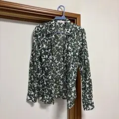 トリーバーチ緑色花柄長袖シャツ