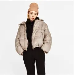 Bershka ダウンジャケットのサムネイル