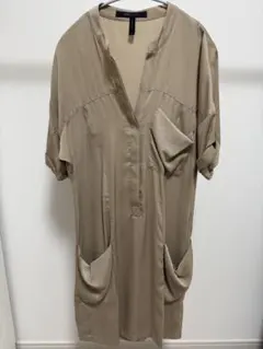 BCBGMAXAZRIA 半袖シャツ XXSのサムネイル