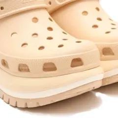 新品未使用Crocsメガクラッシュクロッグベージュ系24