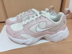 【新品・タグあり】希少 NIKE CI0603-601 24cm エアハイツ