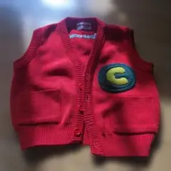 ミキハウス赤 C刺繍 ベスト80