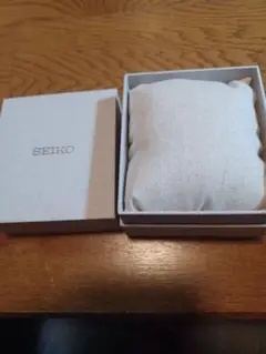 SEIKO 時計用ボックスとクッション