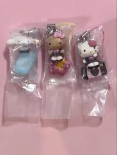 サンリオ　キャラクターズ　平成ギャルチャーム　ハローキティ　シナモロール