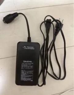 ダイワ　BM2000Ⅱ リチウムバッテリー　充電器付きセット ダイワ BM2000Ⅱ リチウムバッテリー 充電器付きセット ダイワ