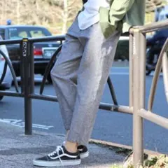 coen コットンリネンレーヨンイージークロップドパンツのサムネイル