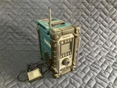 マキタmakita充電式ラジオ MR107のサムネイル