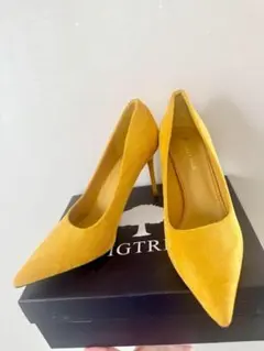 スエード パンプス