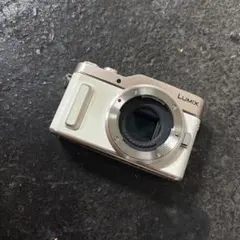 Panasonic LUMIX DC-GF10のサムネイル