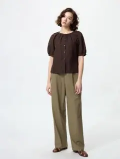 未使用品【UNIQLO】タックワイドパンツ Ｌ 56オリーブ 裾上げ済み