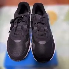 アディダス　オリジナル　スニーカー　黒　26.5cm 未使用品