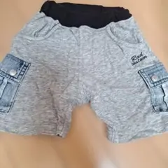 グレー ポケット付きショートパンツのサムネイル