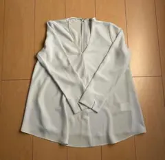theory luxe ブラウスのサムネイル